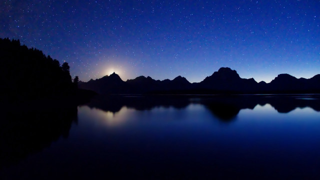 Lake mountain night fullmoon aurora free wallpaper - medium preview image