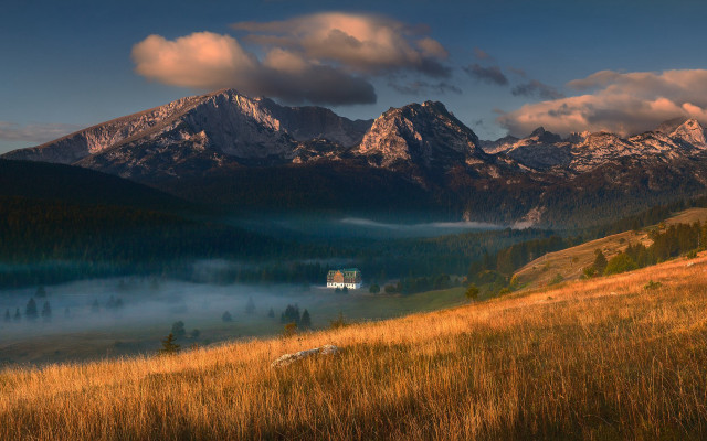 Mountain house foggy valley twilight free wallpaper - medium preview image