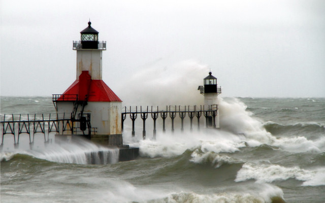 Lighthouse waves clock background stormy free wallpaper - medium preview image