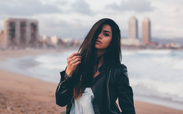 Beach ocean city portrait longhair free wallpaper - medium preview image