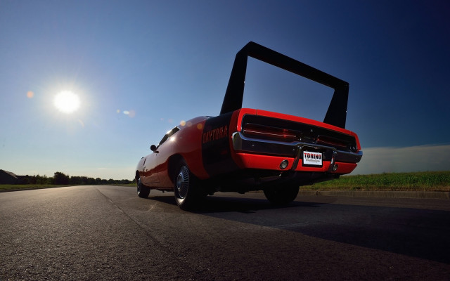 Red car large hood sun free wallpaper - medium preview image