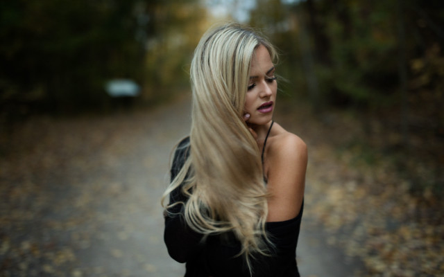 Blonde woman woods phone flowing free wallpaper - medium preview image
