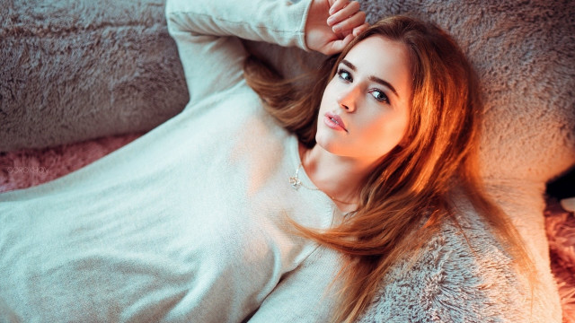 Elina karimova bed teddy portrait free wallpaper - medium preview image