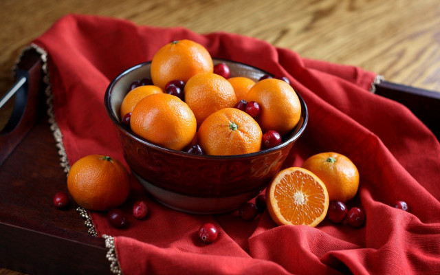 Bowl oranges cranberries red cloth free wallpaper - medium preview image