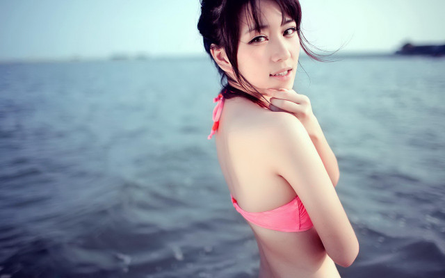 Chen lu beach bikini ocean free wallpaper - medium preview image