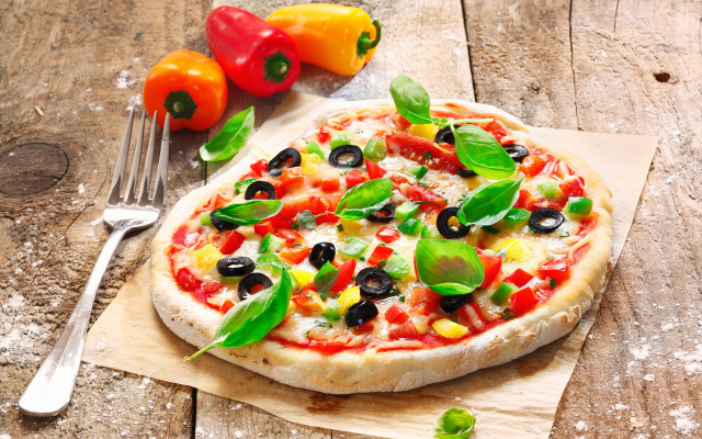 Pizza olives peppers wooden table #2 free wallpaper - medium preview image