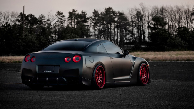 Black sports car red rims #9 free wallpaper - medium preview image