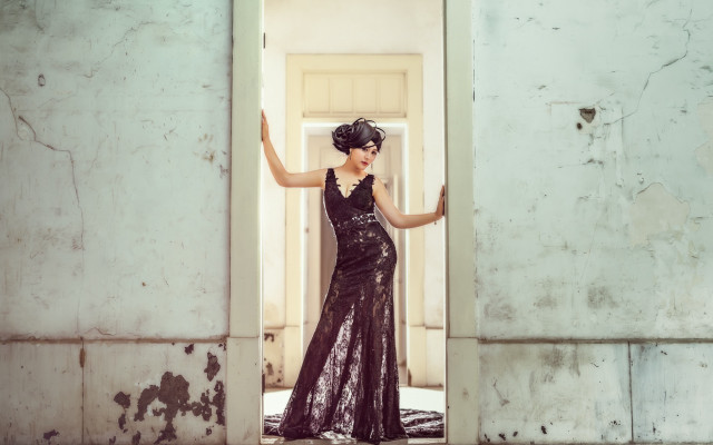 Woman black dress doorway artdeco free wallpaper - medium preview image