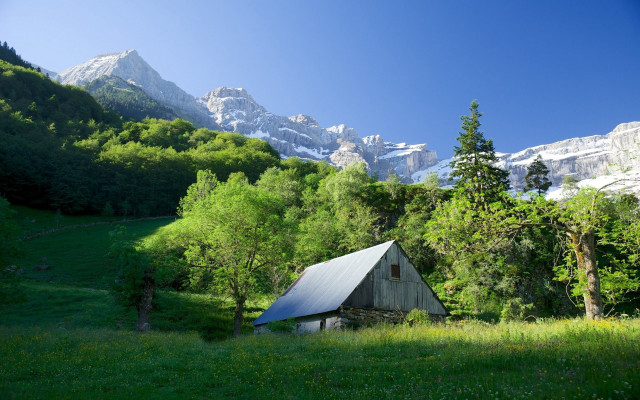 Small cabin mountains blue sky #3 free wallpaper - medium preview image