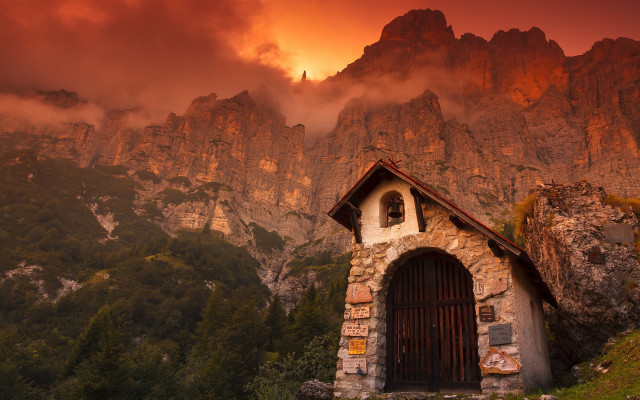 Small building mountain sunset red free wallpaper - medium preview image
