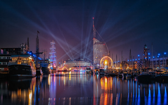 Tokyo skyline ferriswheel night lights free wallpaper - medium preview image
