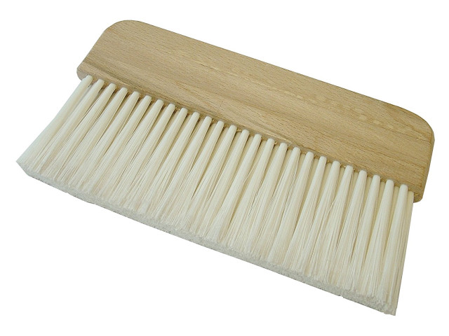 Wooden handle brush white bristles #2 free wallpaper - medium preview image