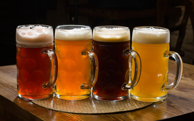 Beer mugs wooden table row free wallpaper - medium preview image