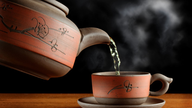 Teapot pouring water cup saucer #2 free wallpaper - medium preview image