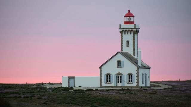 Lighthouse sunset pink sky hill free wallpaper - medium preview image