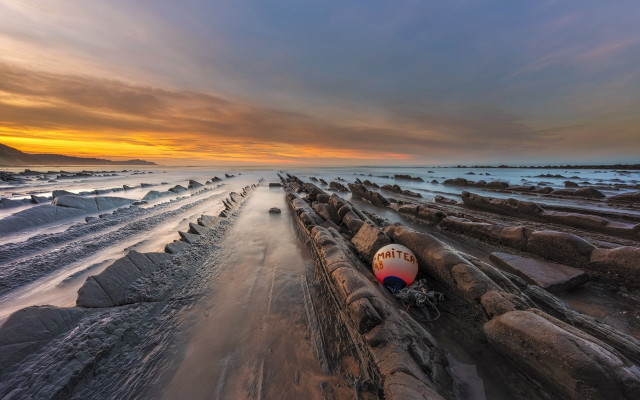 Boat beach sunset cloudy sky #2 free wallpaper - medium preview image