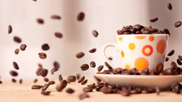 Coffee cup coffee beans table #6 free wallpaper - medium preview image
