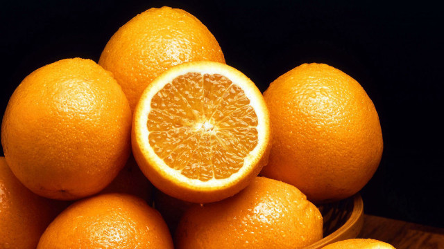 Bowl oranges halved table neoplasticism free wallpaper - medium preview image