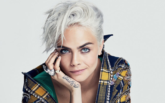 White hair green shirt portrait free wallpaper - medium preview image