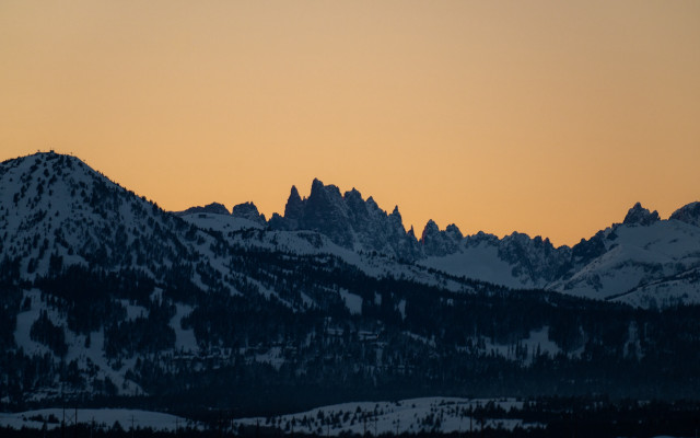 Mountain range sunset forest sky free wallpaper - medium preview image