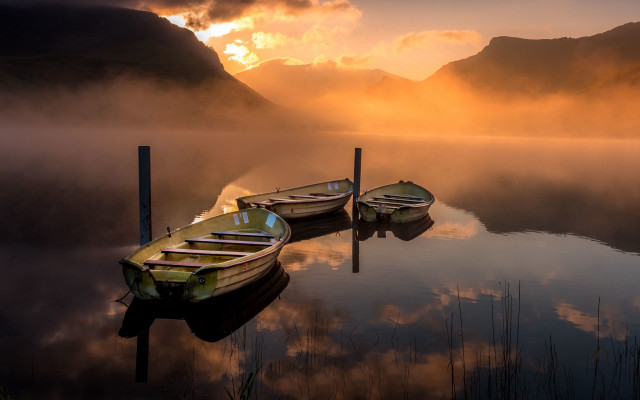 Boats mountain sunset cloudy sky free wallpaper - medium preview image
