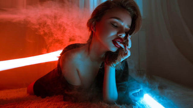 Woman cigar light red hologram free wallpaper - medium preview image