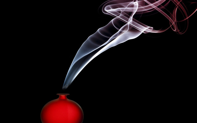 Red vase smoke black background free wallpaper - medium preview image