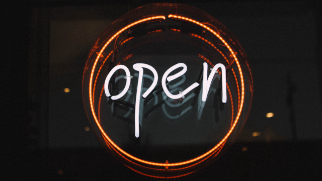 Neon open circle white black free wallpaper - medium preview image