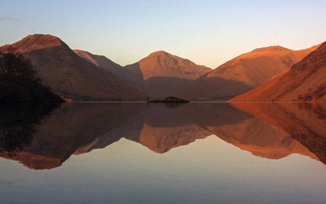 Mountain range reflection sunset island free wallpaper - medium preview image