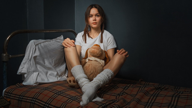Woman sitting teddy bear portrait free wallpaper - medium preview image