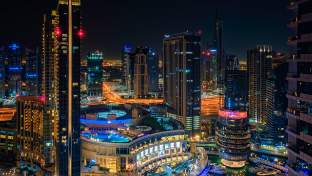 City night lights urban scene free wallpaper - medium preview image