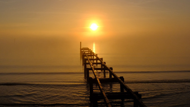 Pier bench sunset boat ocean free wallpaper - medium preview image