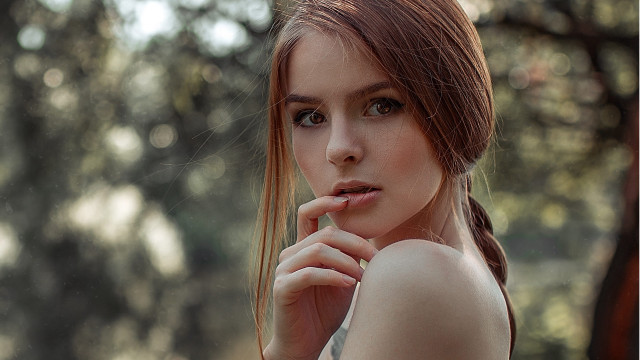 Elina karimova park bokeh braid free wallpaper - medium preview image