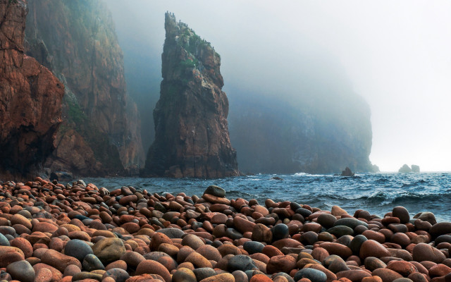 Rocky beach land art puzzle free wallpaper - medium preview image