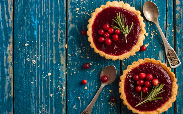 Cranberry pies blue table christmas free wallpaper - medium preview image