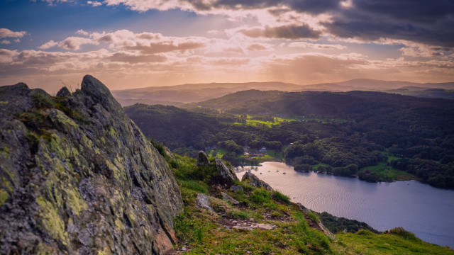 Lake mountains hilltop cloudy sky free wallpaper - medium preview image