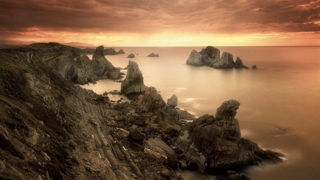 Rocky cliff water cloudy sky #5 free wallpaper - medium preview image