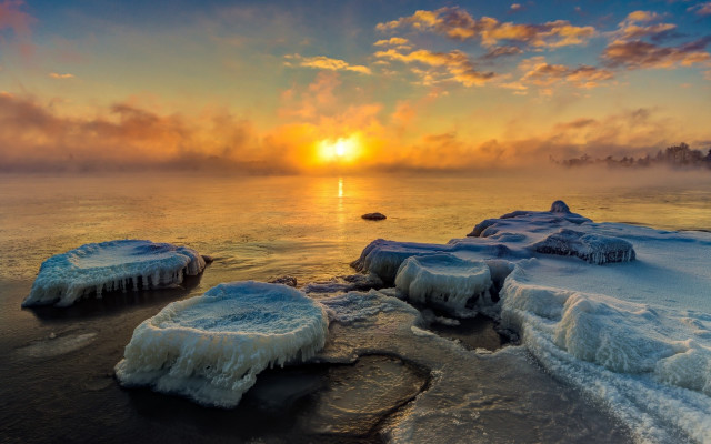 Sunset water ice boat city free wallpaper - medium preview image