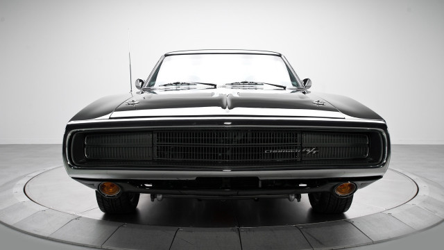 Black white car platform front free wallpaper - medium preview image