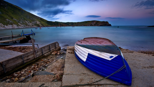 Lake shore dusk boat dock free wallpaper - medium preview image