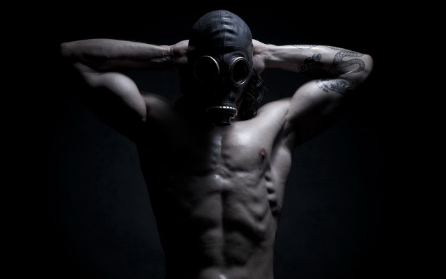 Man gasmask dark dieselpunk portrait free wallpaper - medium preview image