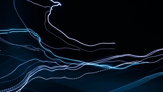 Blurry streetlight night lightstreaks futurism free wallpaper - medium preview image