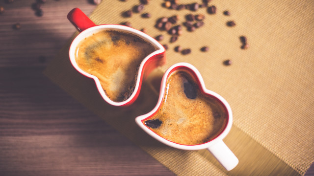 Coffee hearts table beans spoon free wallpaper - medium preview image