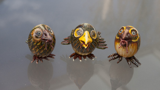 Three birds cloisonnism flemish baroque free wallpaper - medium preview image