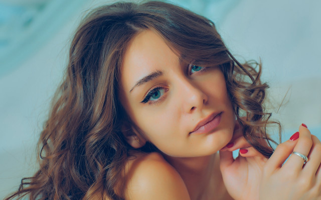 Woman ring hand face painting free wallpaper - medium preview image