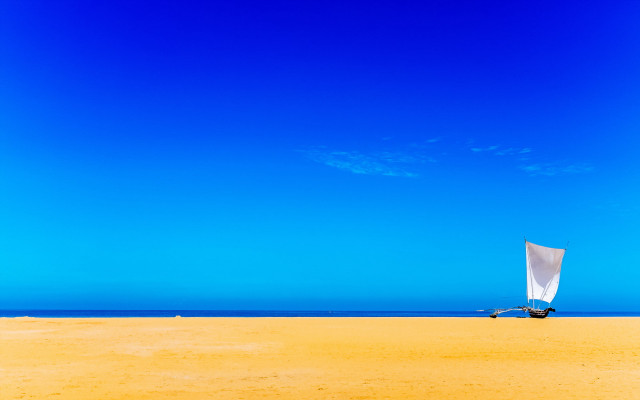 Beach sail blue sky boat free wallpaper - medium preview image