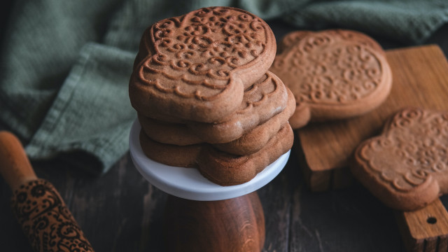 Stack cookies wooden table knife free wallpaper - medium preview image