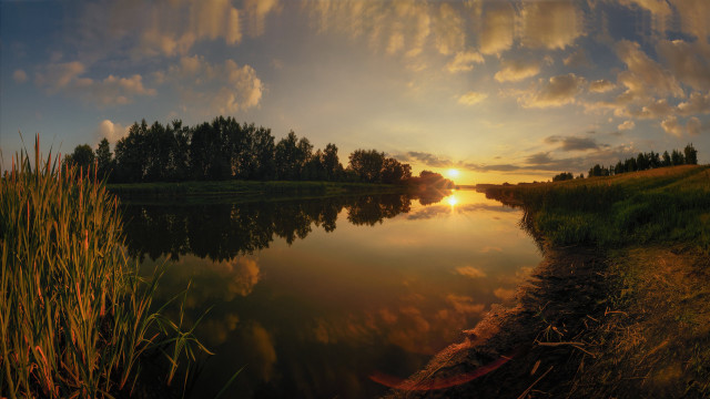 Sunset lake grassy trees clouds free wallpaper - medium preview image