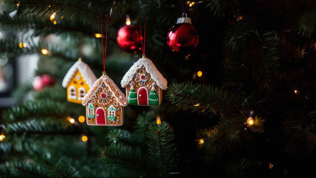 Christmas tree ornaments lights deepfield free wallpaper - medium preview image