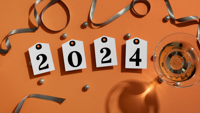 Wineglass table tags 2012 futurism free wallpaper - medium preview image